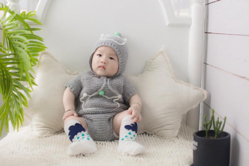 怀化宝宝揉眼睛是怎么回事