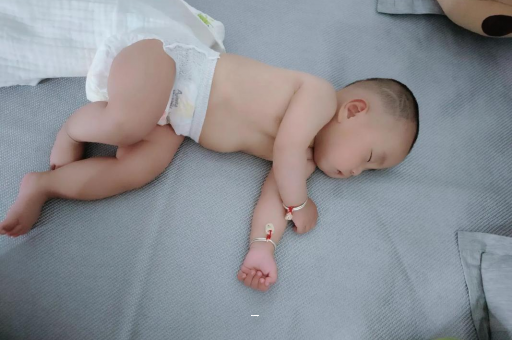 怀化孕妇肚脐周围发青